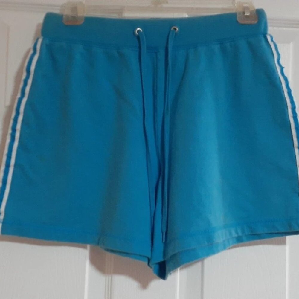 New York Laundry 100 % cotton blue shorts size M